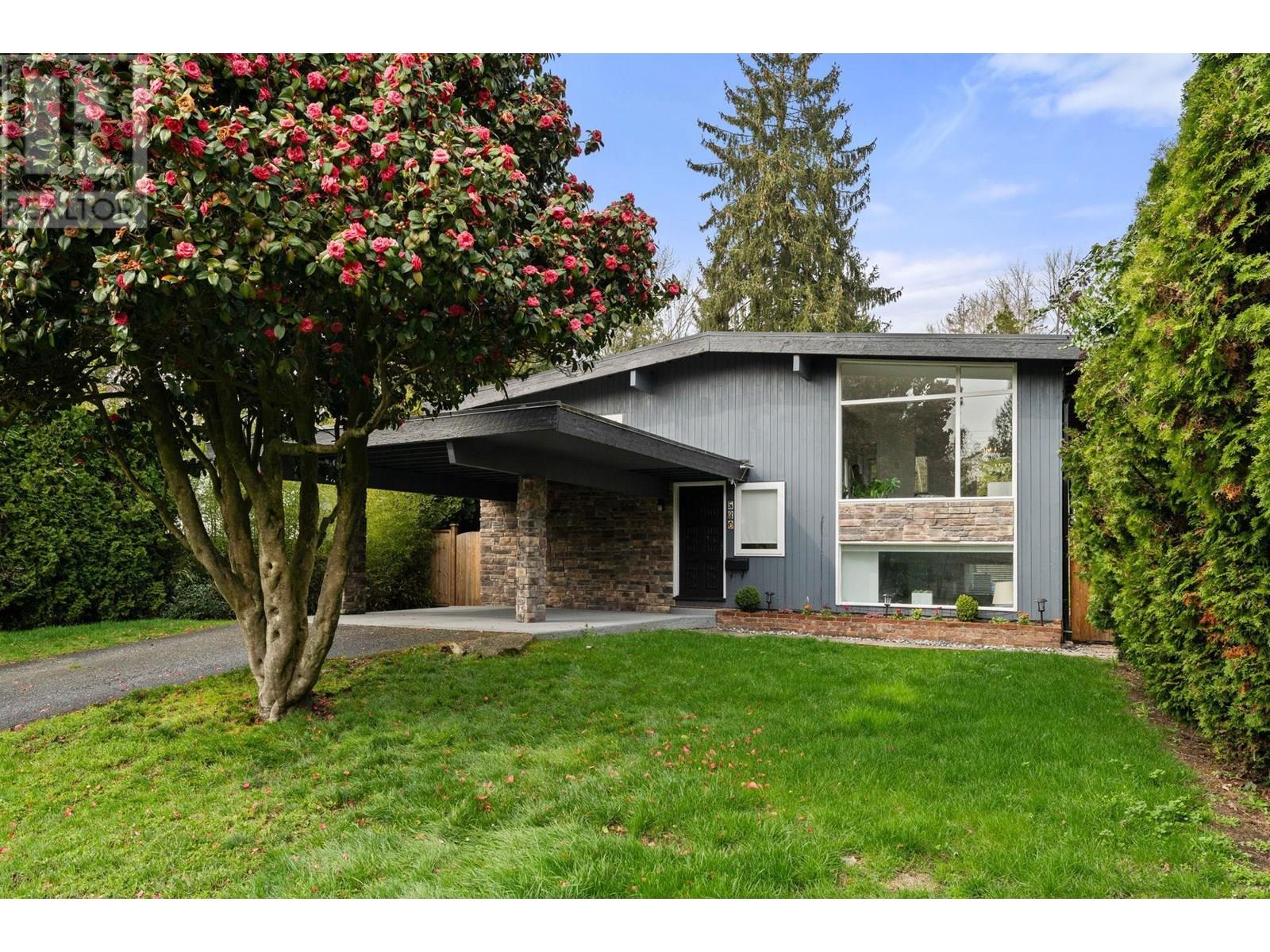Property at 530 W 14TH STREET image 1