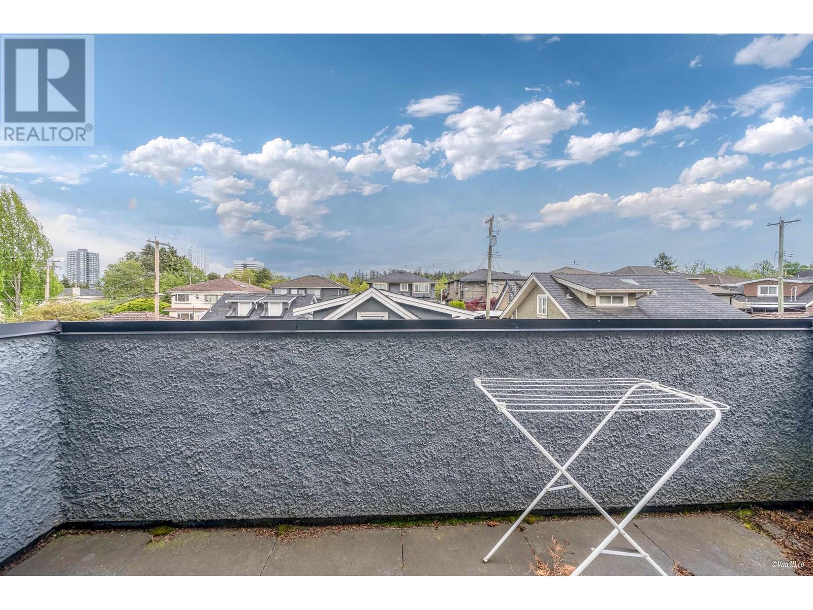 5874 Battison Street, Vancouver, British Columbia  V5R 4M8 - Photo 12 - R3017309