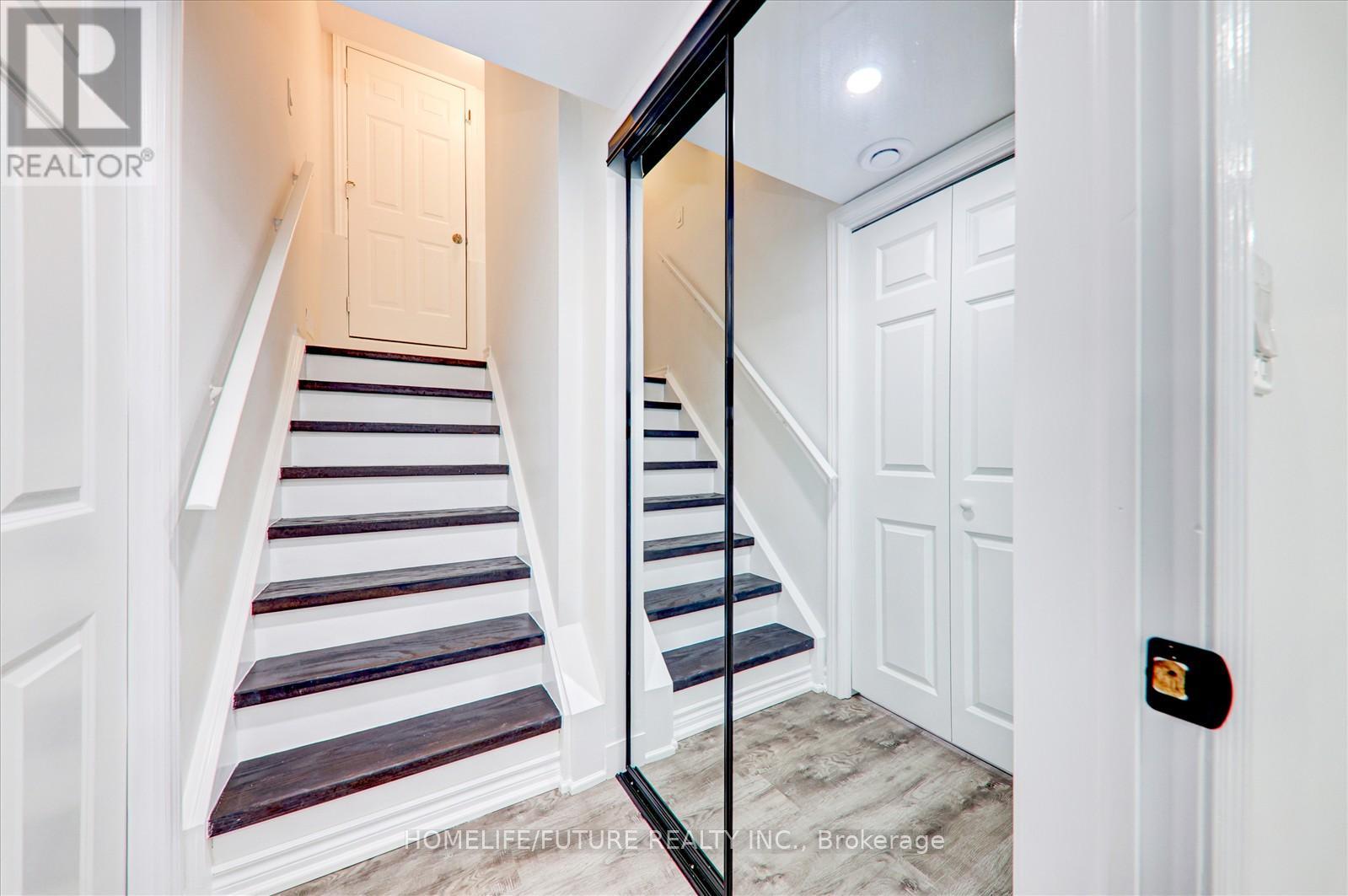 556 Highglen Avenue, Markham (Middlefield), Ontario  L3S 4N3 - Photo 37 - N12234275