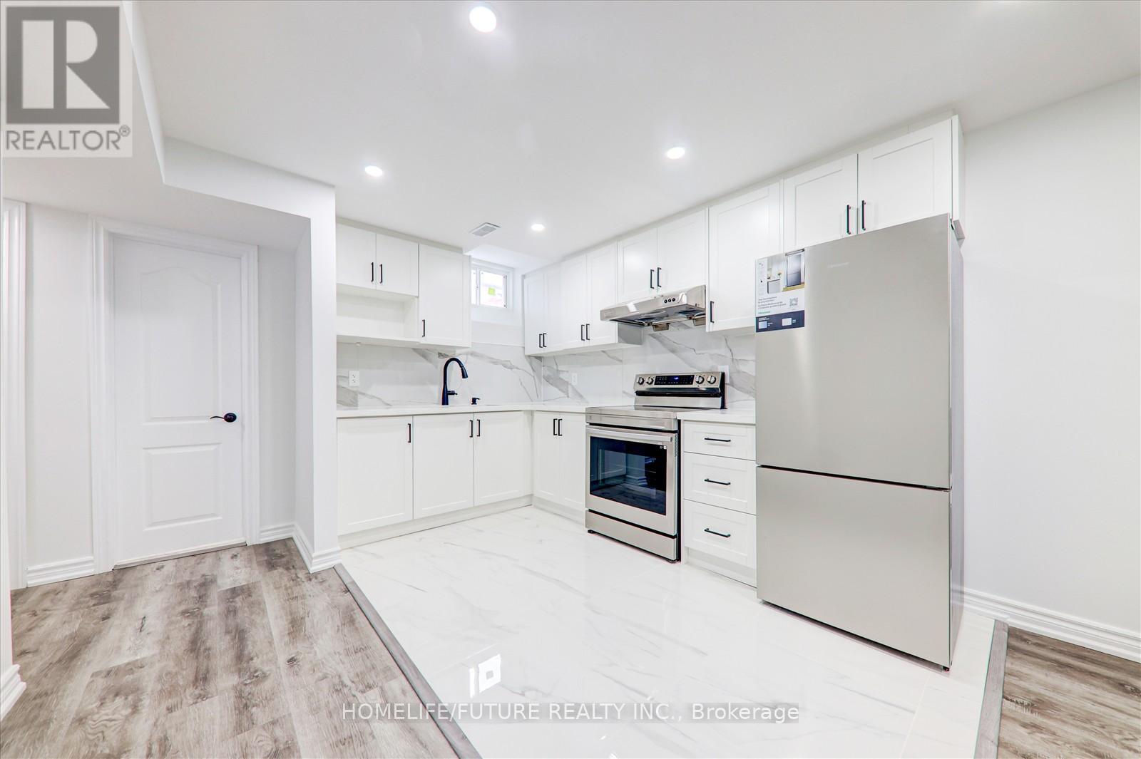 556 Highglen Avenue, Markham (Middlefield), Ontario  L3S 4N3 - Photo 40 - N12234275