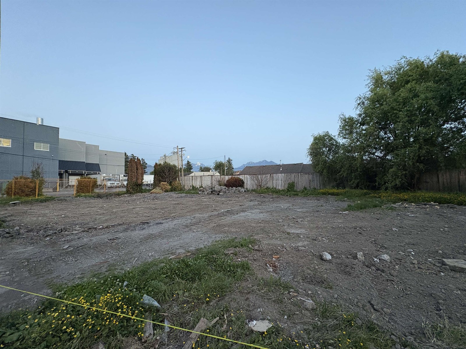 8971 Nowell Street, Chilliwack Downtown, Chilliwack, British Columbia V2P 4W9 - Photo 2 - R3010442