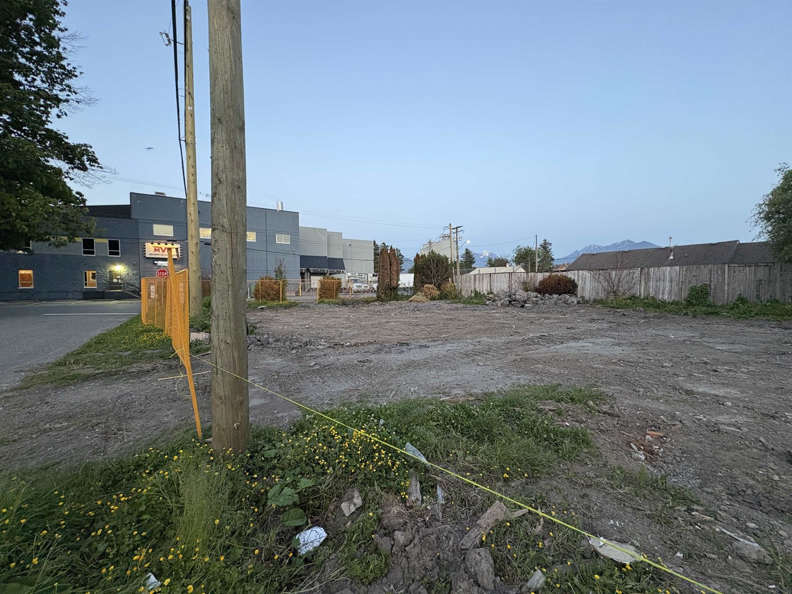 8971 Nowell Street, Chilliwack Downtown, Chilliwack, British Columbia V2P 4W9 - Photo 3 - R3010442