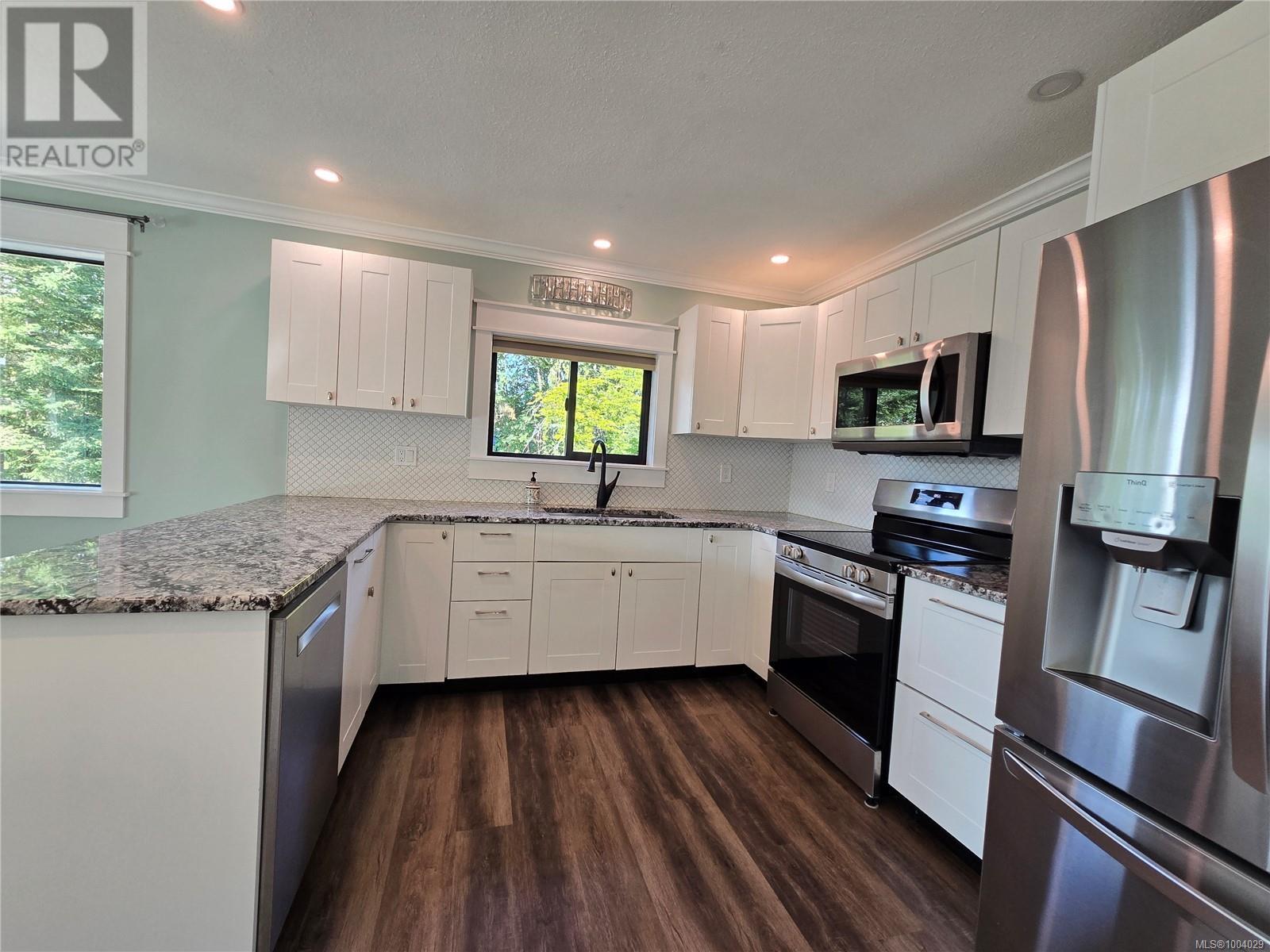 Property at 6315 Woodgrove Way image 5