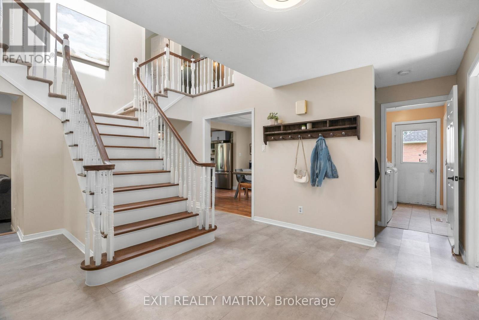 Property at 211 MARION STREET image 5
