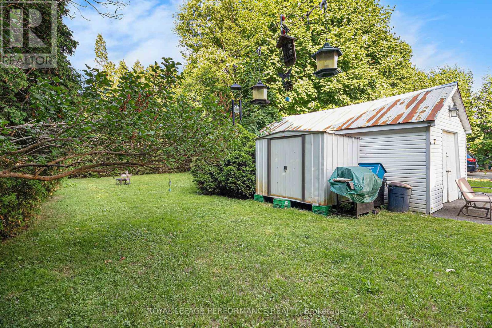 656 St Felix Street, Cornwall, Ontario  K6H 5B6 - Photo 21 - X12234295