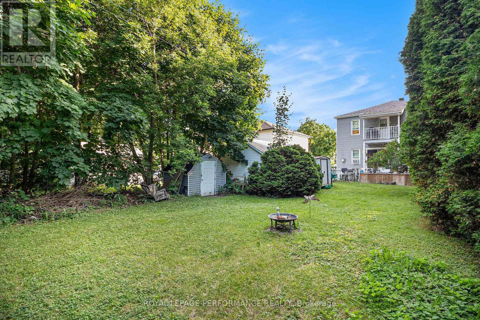 656 St Felix Street, Cornwall, Ontario  K6H 5B6 - Photo 22 - X12234295