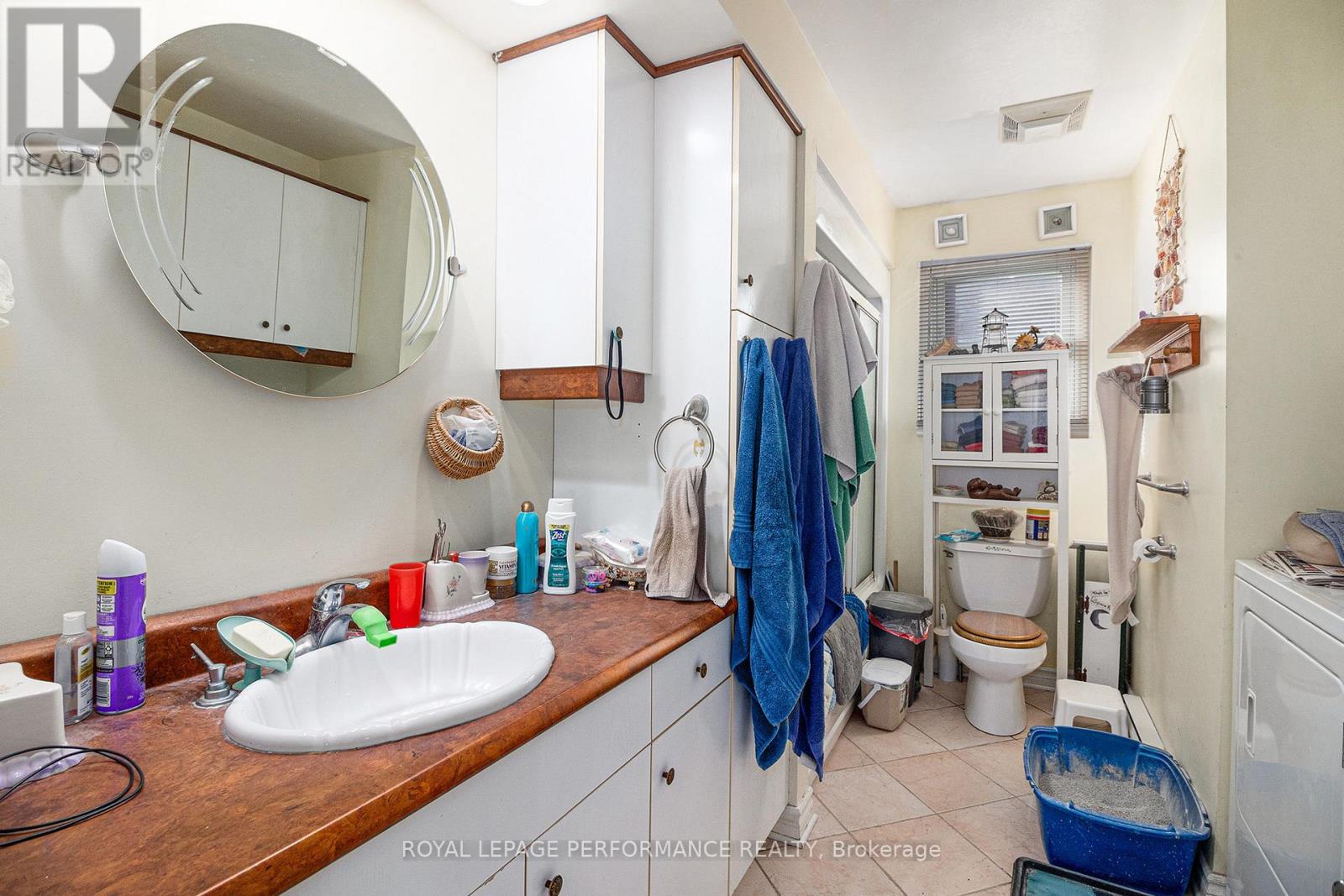 656 St Felix Street, Cornwall, Ontario  K6H 5B6 - Photo 8 - X12234295