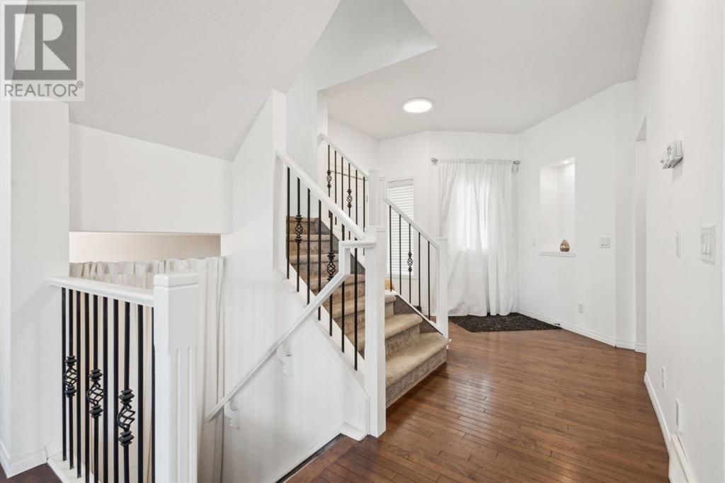 Property at 381 Kincora Glen Rise NW image 3