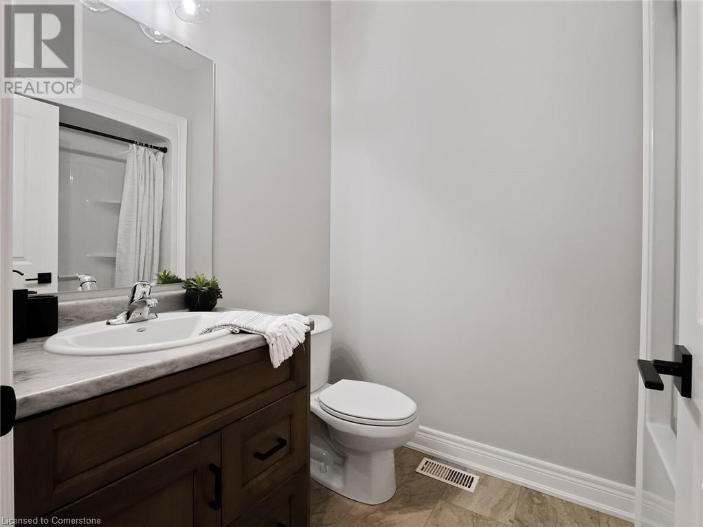 15 Austin Drive, Welland, Ontario  L3B 5N8 - Photo 12 - 40722967