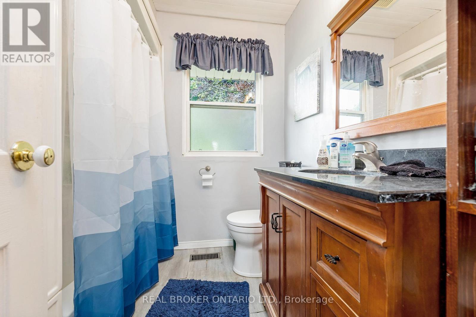 1767 Centre Road W, Hamilton, Ontario  L8N 2Z7 - Photo 12 - X12234339
