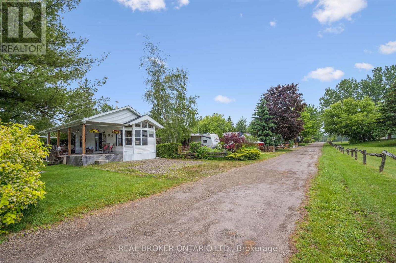 2 Elm Place, Centre Wellington, Ontario  N1M 2W5 - Photo 24 - X12234352