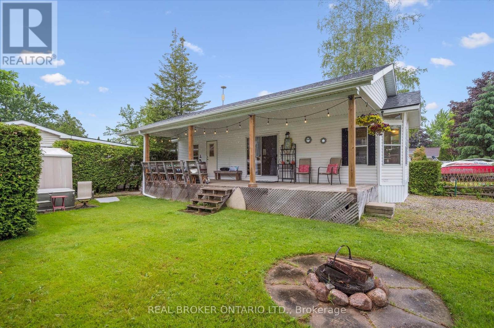2 Elm Place, Centre Wellington, Ontario  N1M 2W5 - Photo 4 - X12234352