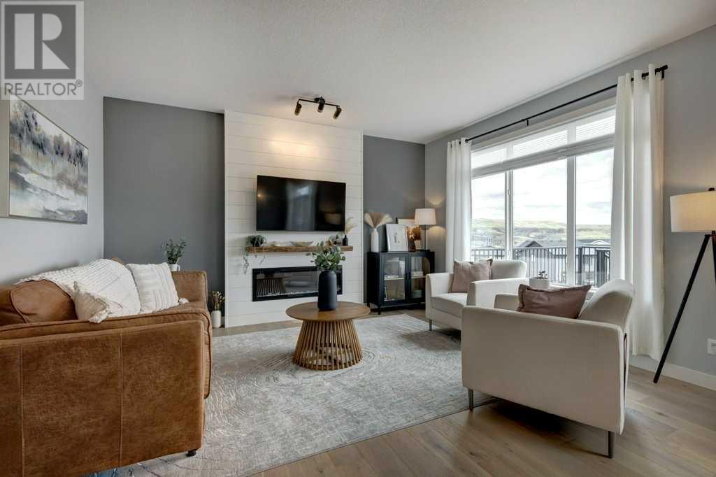 Property at 403 Precedence Hill image 4