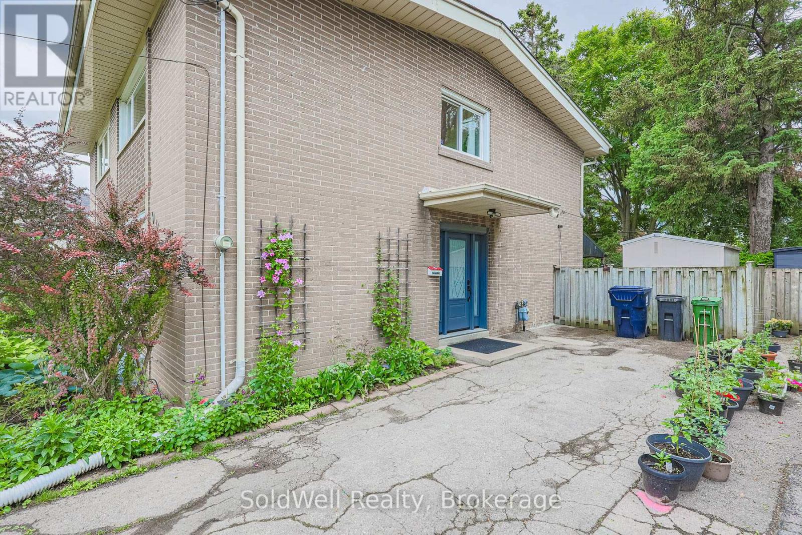 Property at 9 LYNEDOCK CRESCENT image 3