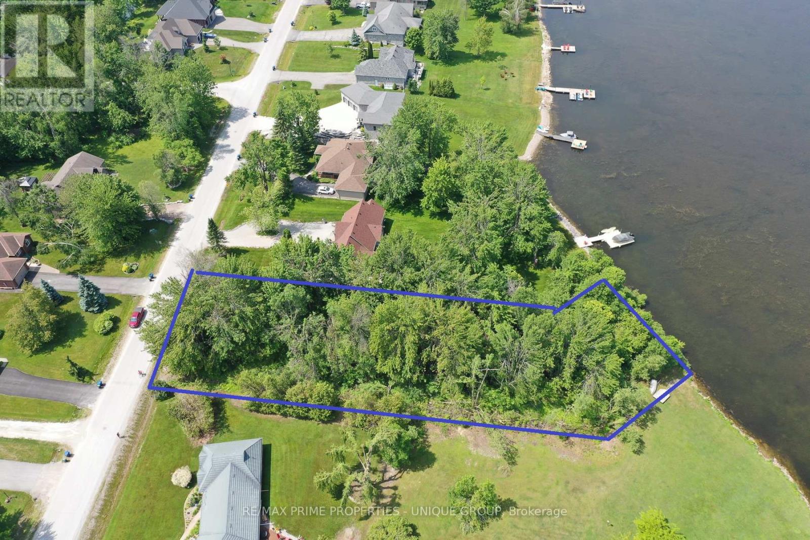 204 Bayshore Drive, Ramara, Ontario  L0K 1B0 - Photo 1 - S12206090