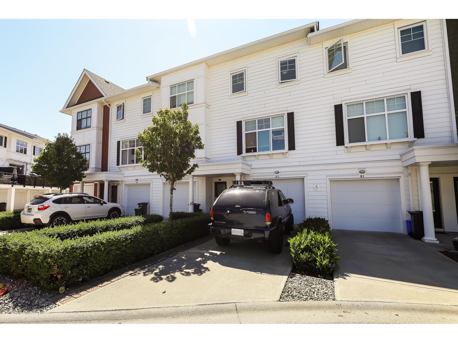 Property at 82 27735 ROUNDHOUSE DRIVE image 1