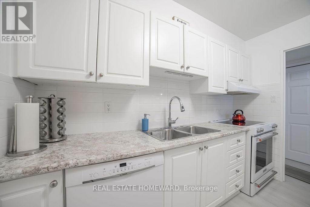 415 - 20 Fashion Roseway, Toronto (Willowdale East), Ontario  M2N 6B5 - Photo 10 - C12234391