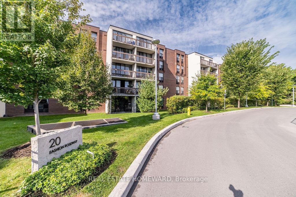 415 - 20 Fashion Roseway, Toronto (Willowdale East), Ontario  M2N 6B5 - Photo 4 - C12234391