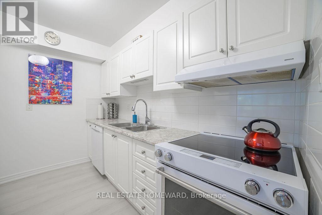 415 - 20 Fashion Roseway, Toronto (Willowdale East), Ontario  M2N 6B5 - Photo 6 - C12234391