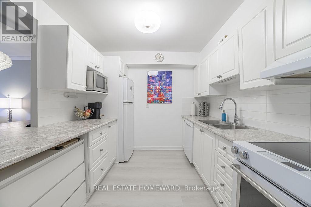 415 - 20 Fashion Roseway, Toronto (Willowdale East), Ontario  M2N 6B5 - Photo 8 - C12234391