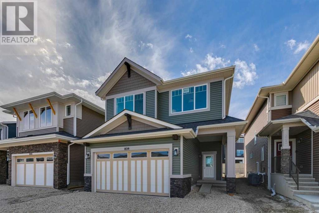 Property at 839 Bayview Terrace SW image 2