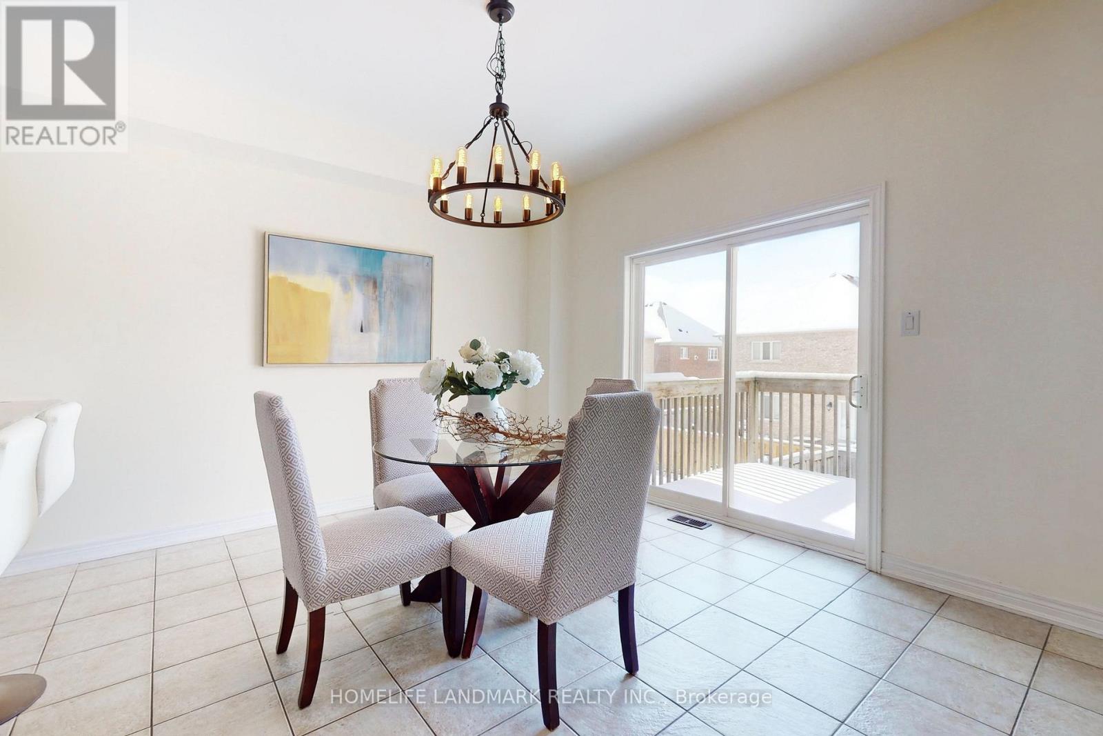 52 Chelsea Crescent, Bradford West Gwillimbury (Bradford), Ontario  L3Z 0J7 - Photo 10 - N12234402