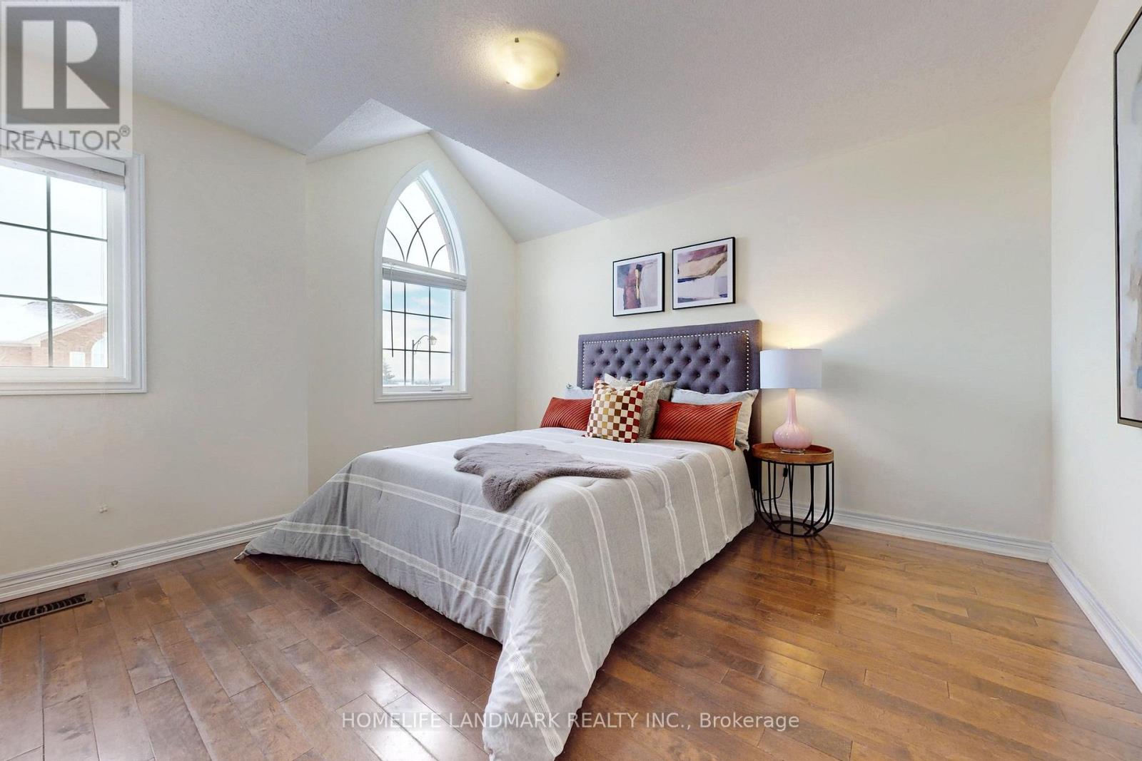 52 Chelsea Crescent, Bradford West Gwillimbury (Bradford), Ontario  L3Z 0J7 - Photo 20 - N12234402