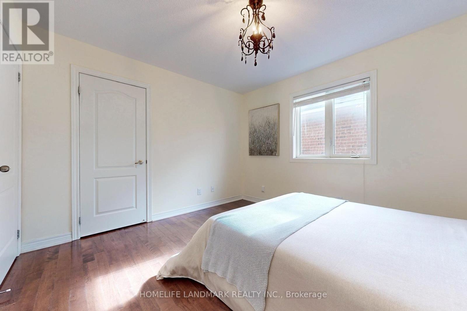 52 Chelsea Crescent, Bradford West Gwillimbury (Bradford), Ontario  L3Z 0J7 - Photo 24 - N12234402