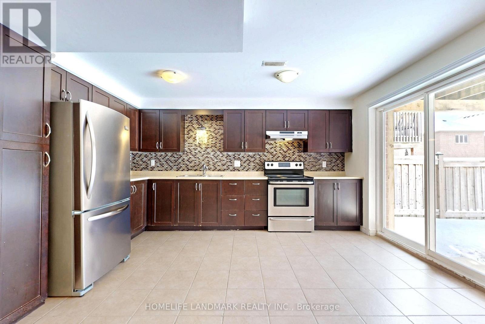 52 Chelsea Crescent, Bradford West Gwillimbury (Bradford), Ontario  L3Z 0J7 - Photo 31 - N12234402