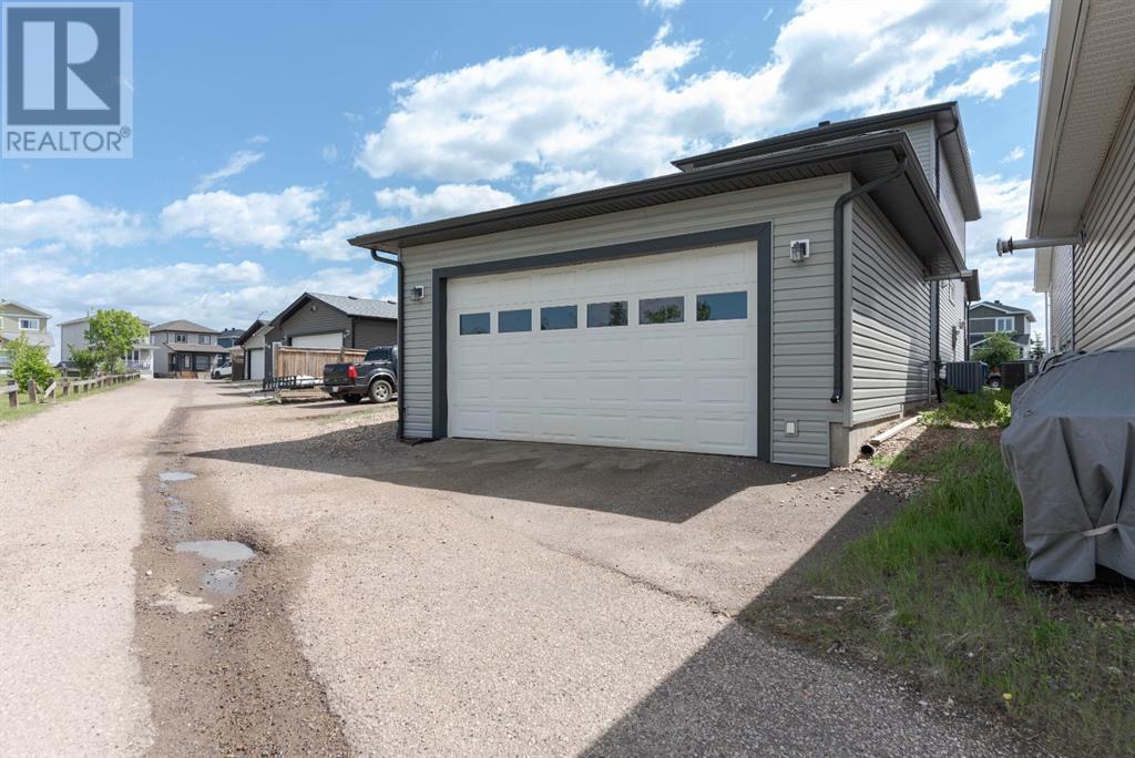 Property at 141 Roy Lane image 4