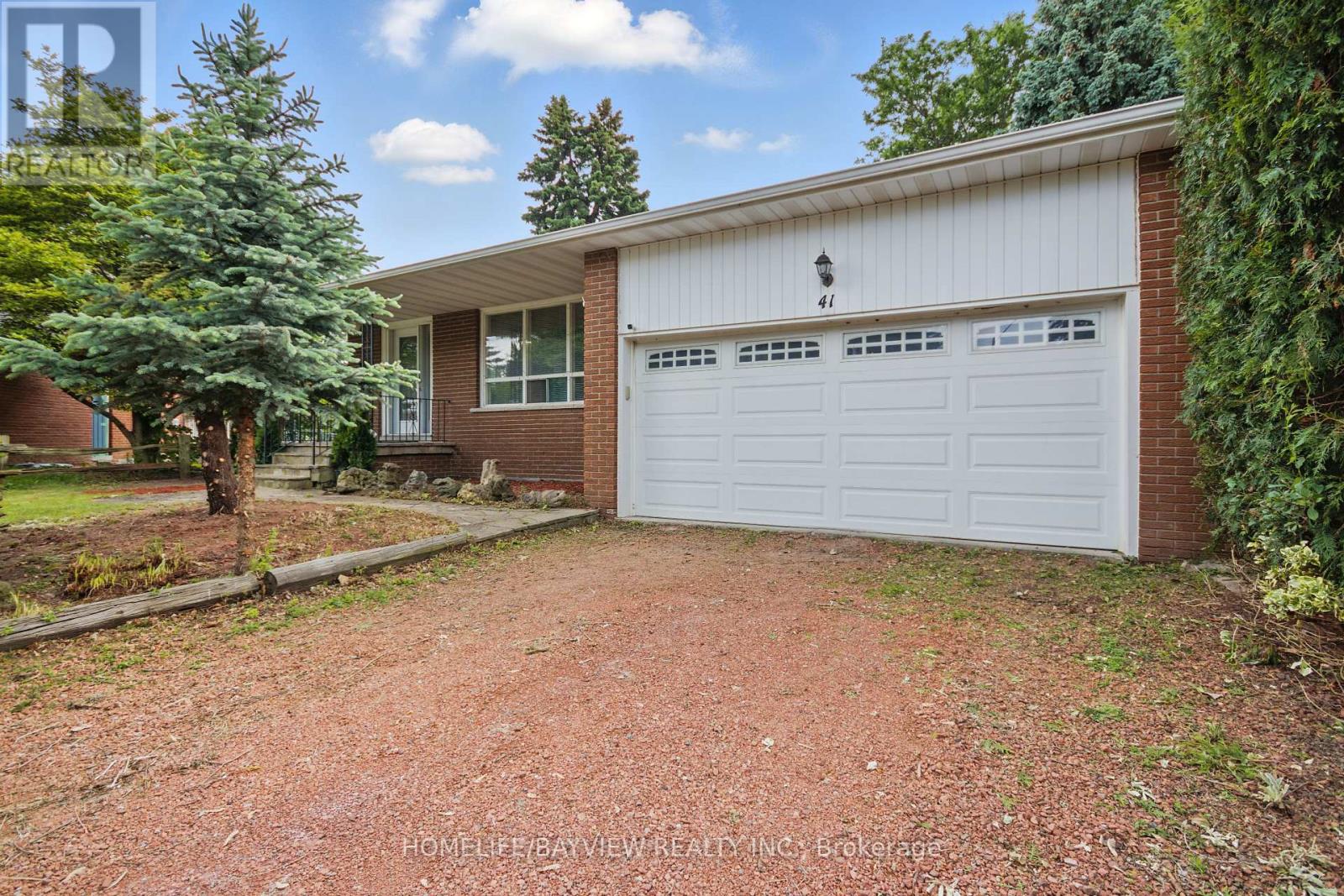 Property at 41 SUNNYWOOD CRESCENT image 4