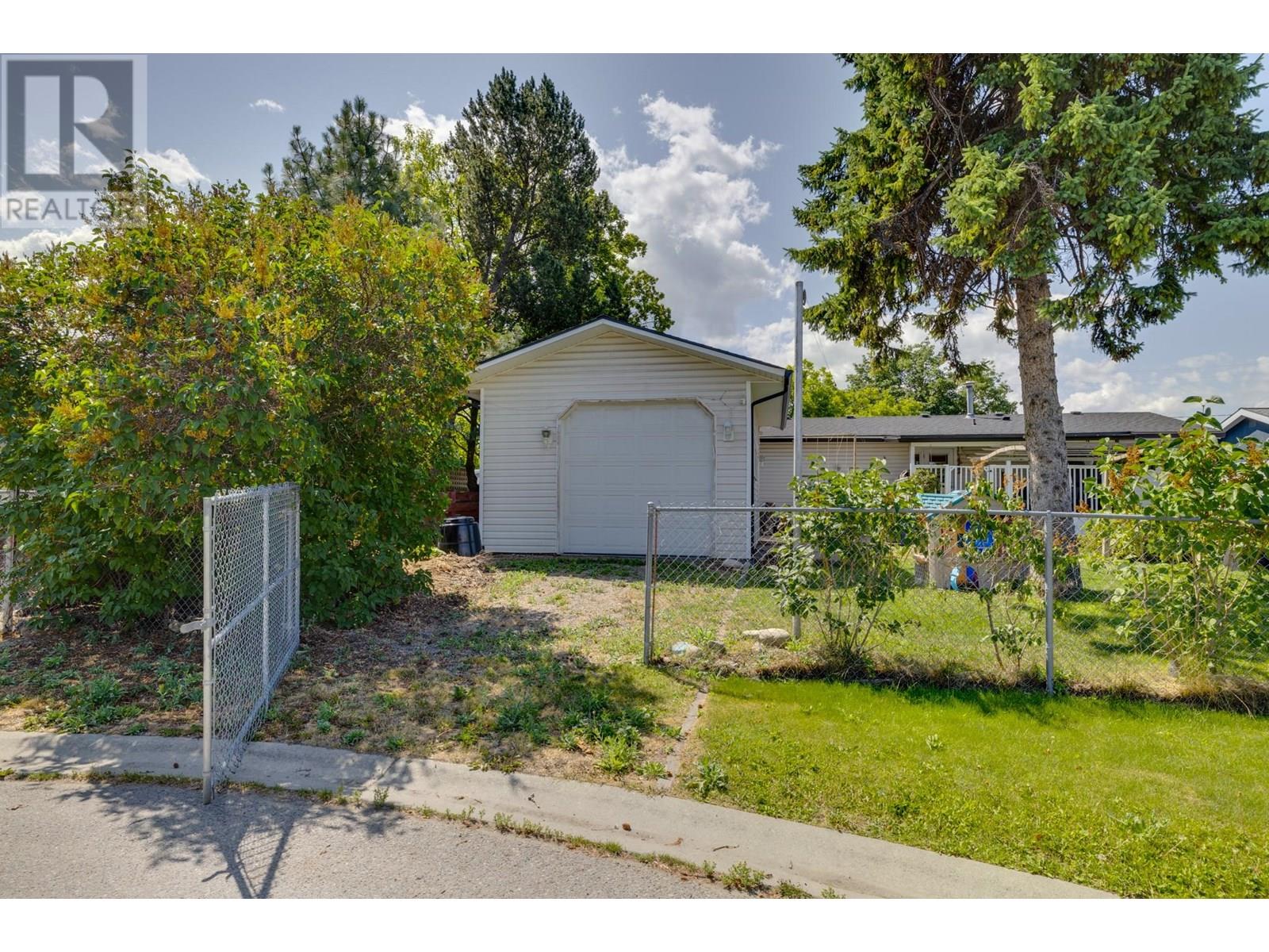 Property at 590 Jaschinsky Road image 1