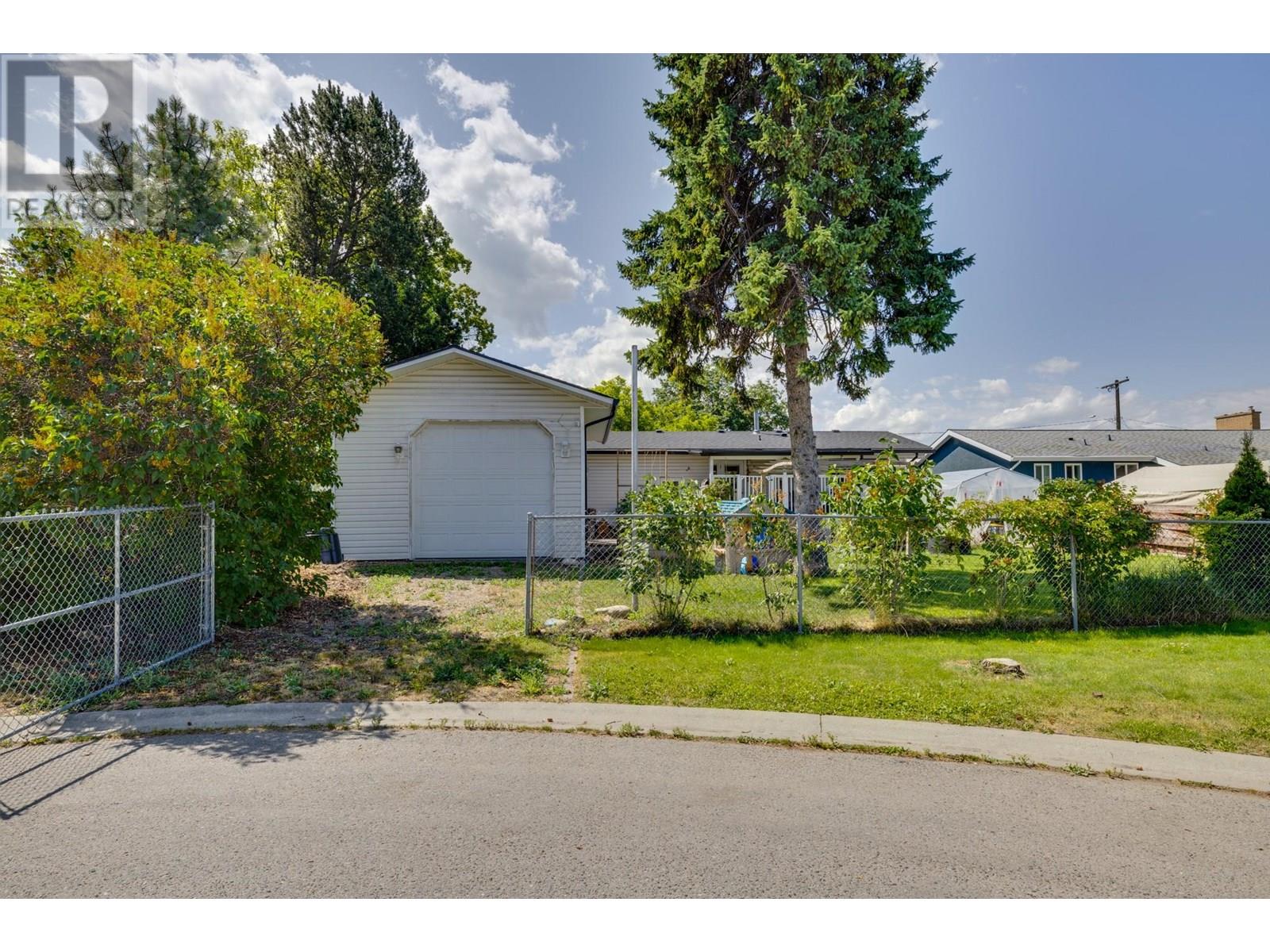 Property at 590 Jaschinsky Road image 2