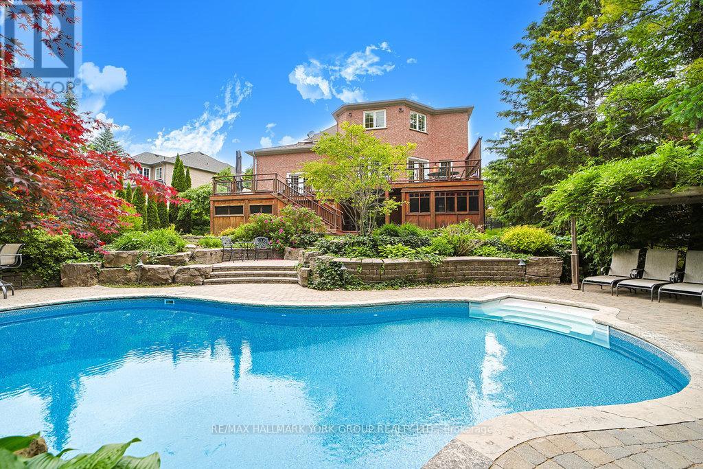 Property at 1032 SIR IVOR COURT image 3