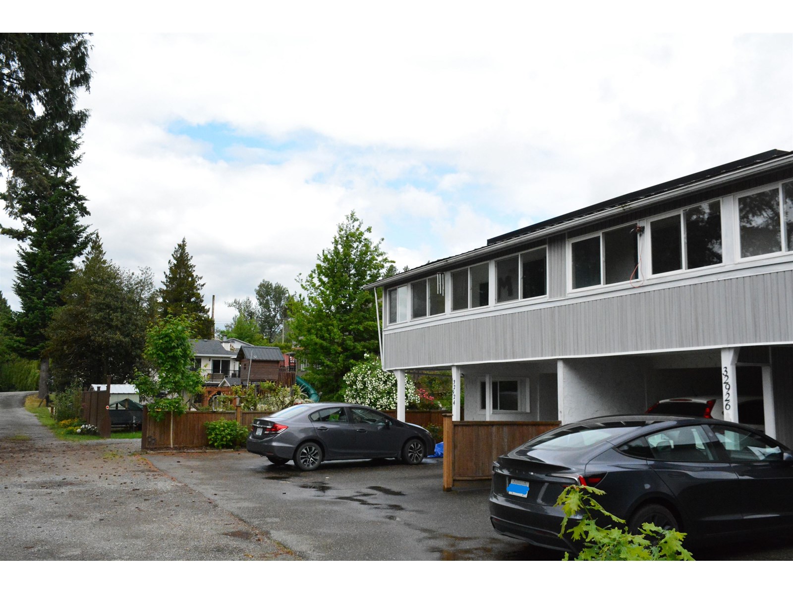 Property at 32926 5TH AVENUE image 4