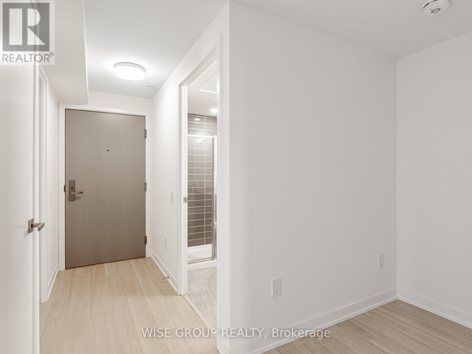 Property at 227 - 500 WILSON AVENUE image 5