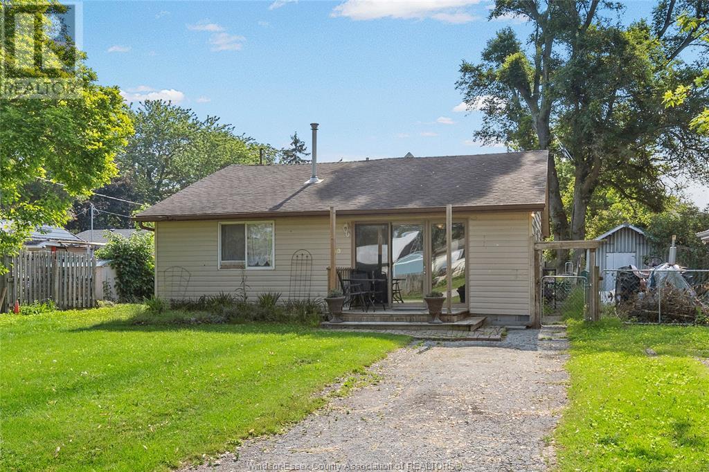 280 Ferris, Essex, Ontario  N0R 1G0 - Photo 3 - 25015182