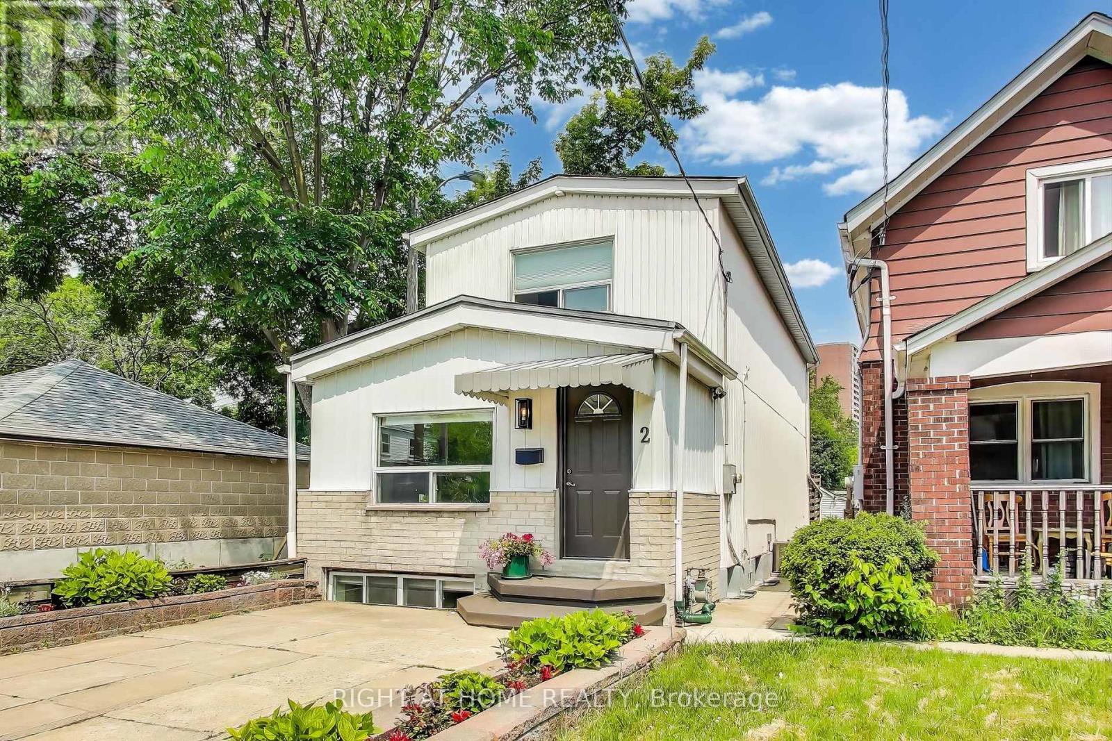 Property at 2 SUTHERLAND AVENUE image 2