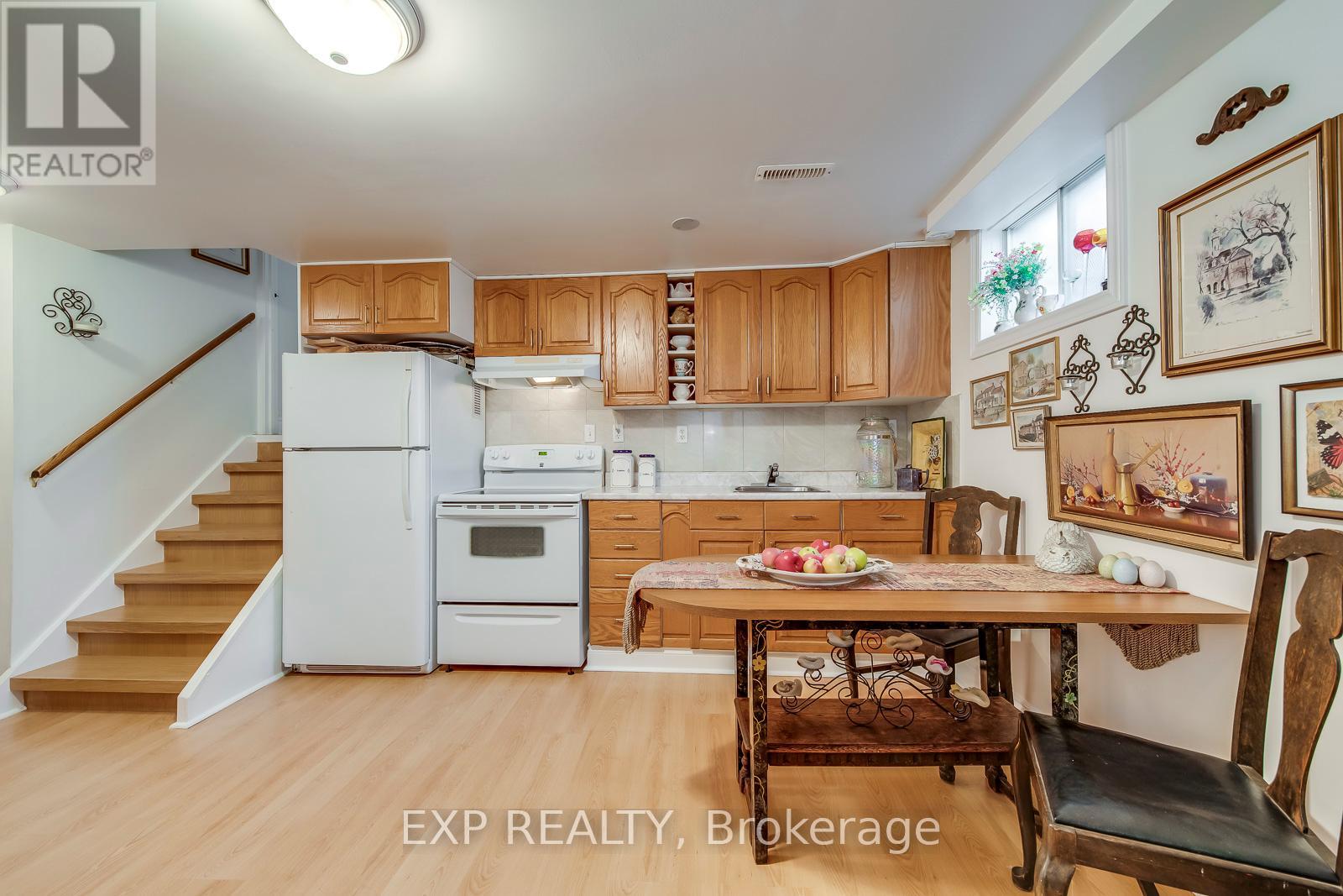 6330 Lorca Crescent, Mississauga (Meadowvale), Ontario  L5N 2J4 - Photo 29 - W12234453