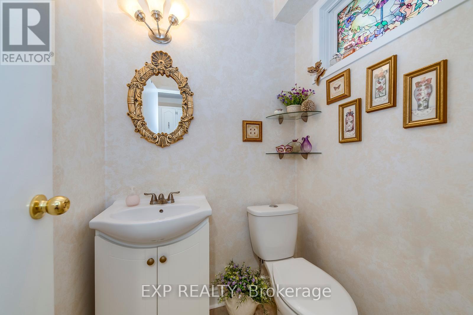 6330 Lorca Crescent, Mississauga (Meadowvale), Ontario  L5N 2J4 - Photo 38 - W12234453