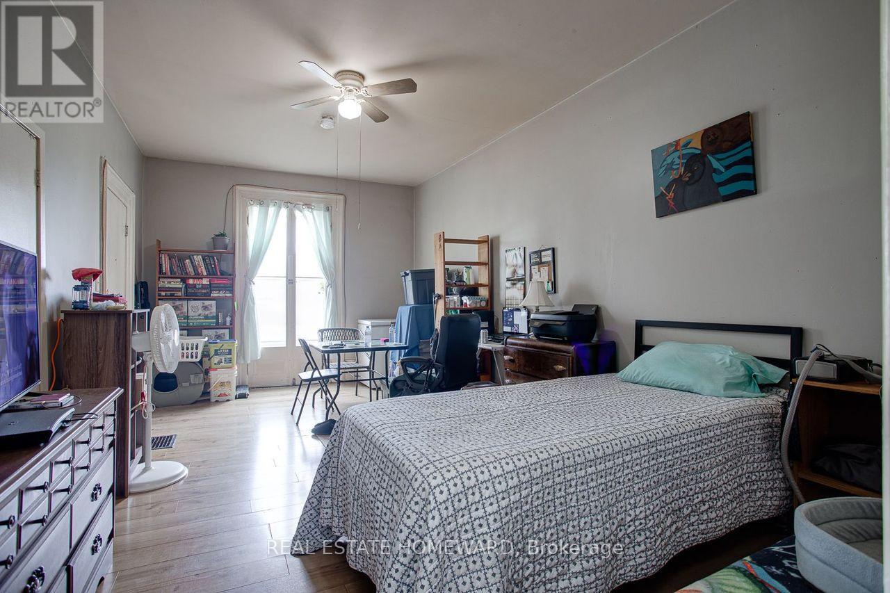 15 - 17 James Street W, Cobourg, Ontario  K9A 2J8 - Photo 7 - X12234472