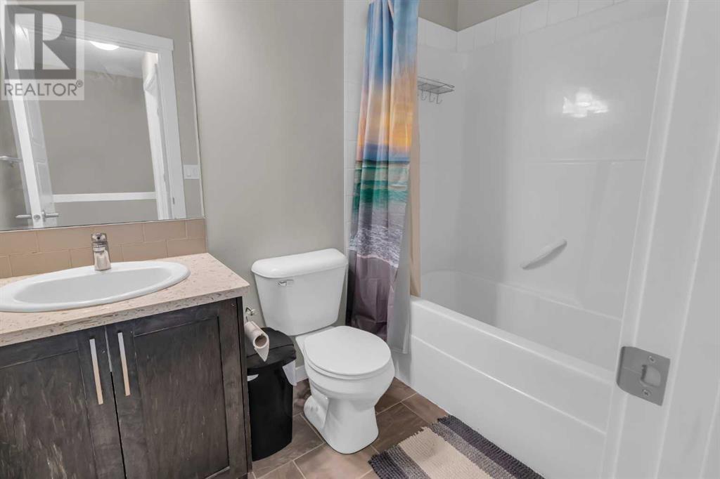 142 Red Embers Gate Ne, Calgary, Alberta  T3N 1E9 - Photo 17 - A2231507