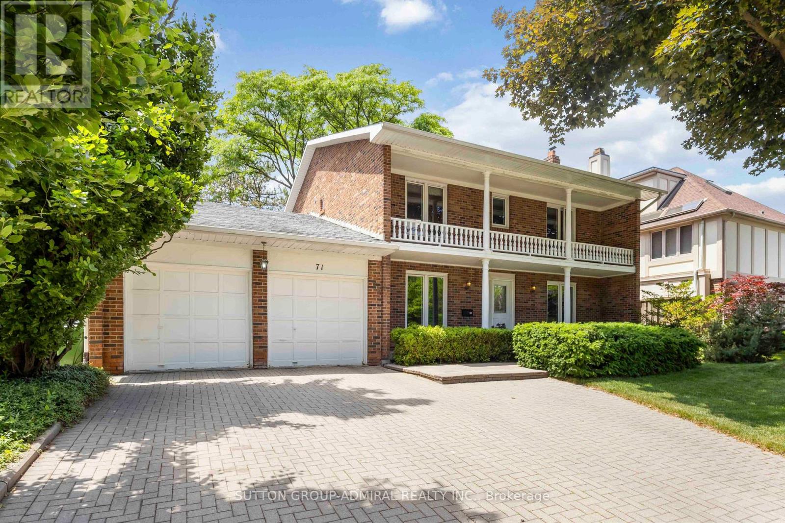 71 Farmstead Road, Toronto, Ontario  M2L 2X2 - Photo 2 - C12234496