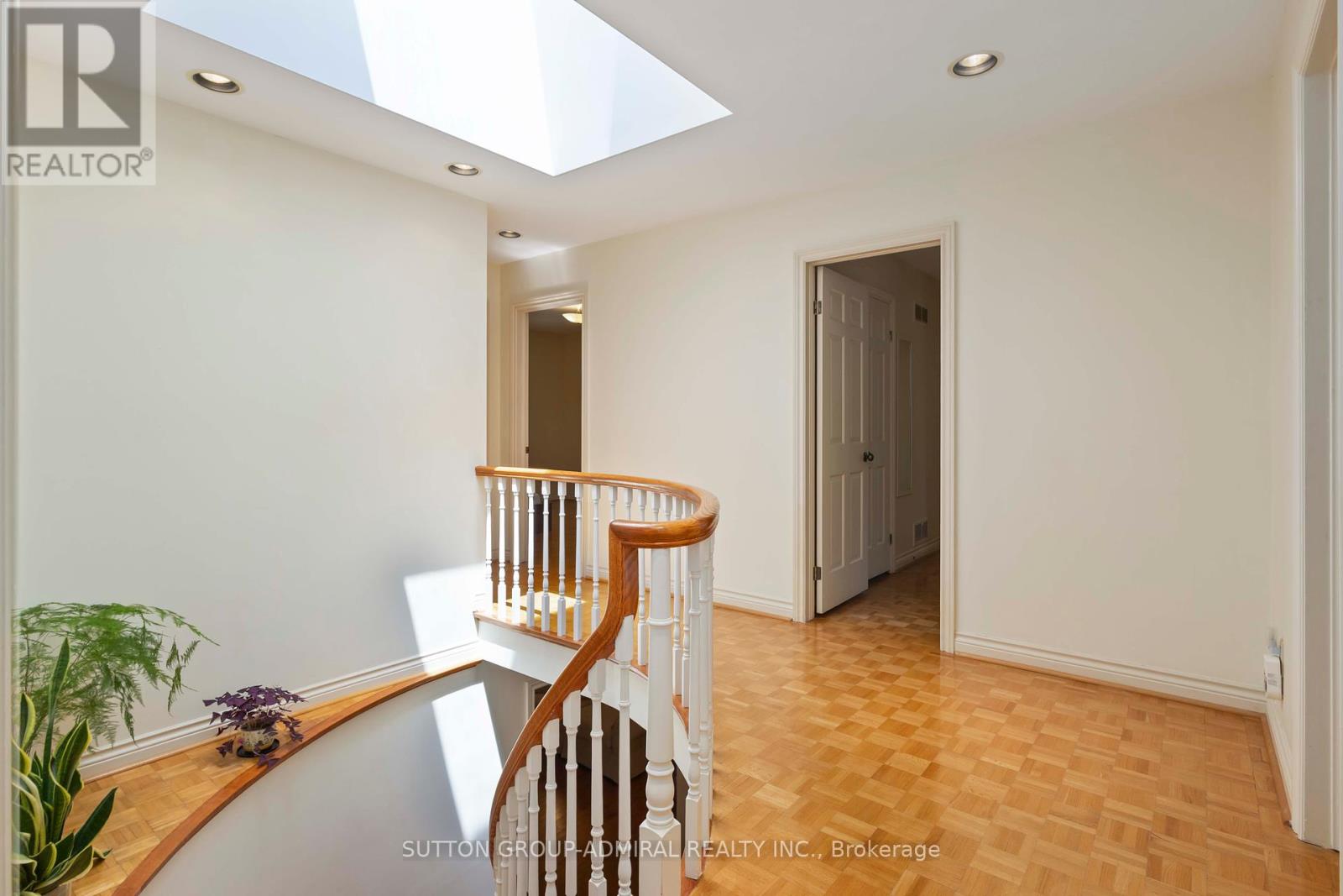 71 Farmstead Road, Toronto, Ontario  M2L 2X2 - Photo 26 - C12234496