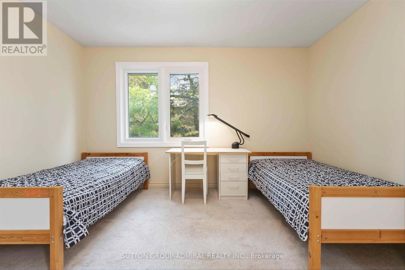 71 Farmstead Road, Toronto, Ontario  M2L 2X2 - Photo 35 - C12234496