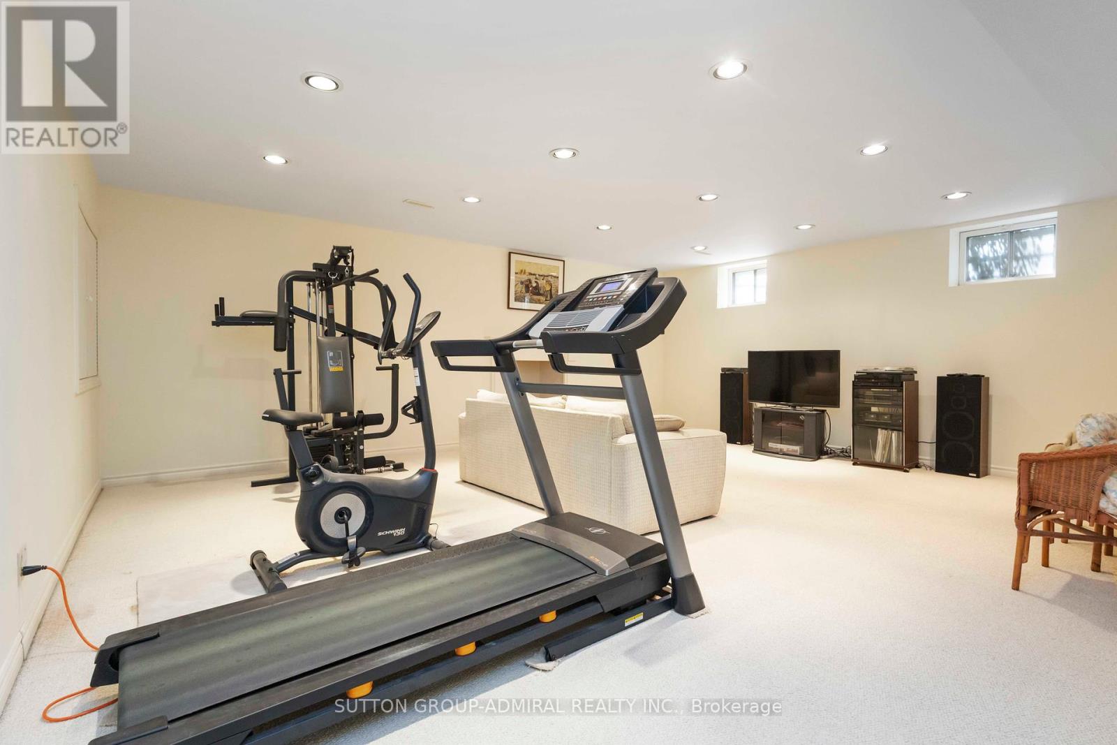 71 Farmstead Road, Toronto, Ontario  M2L 2X2 - Photo 41 - C12234496