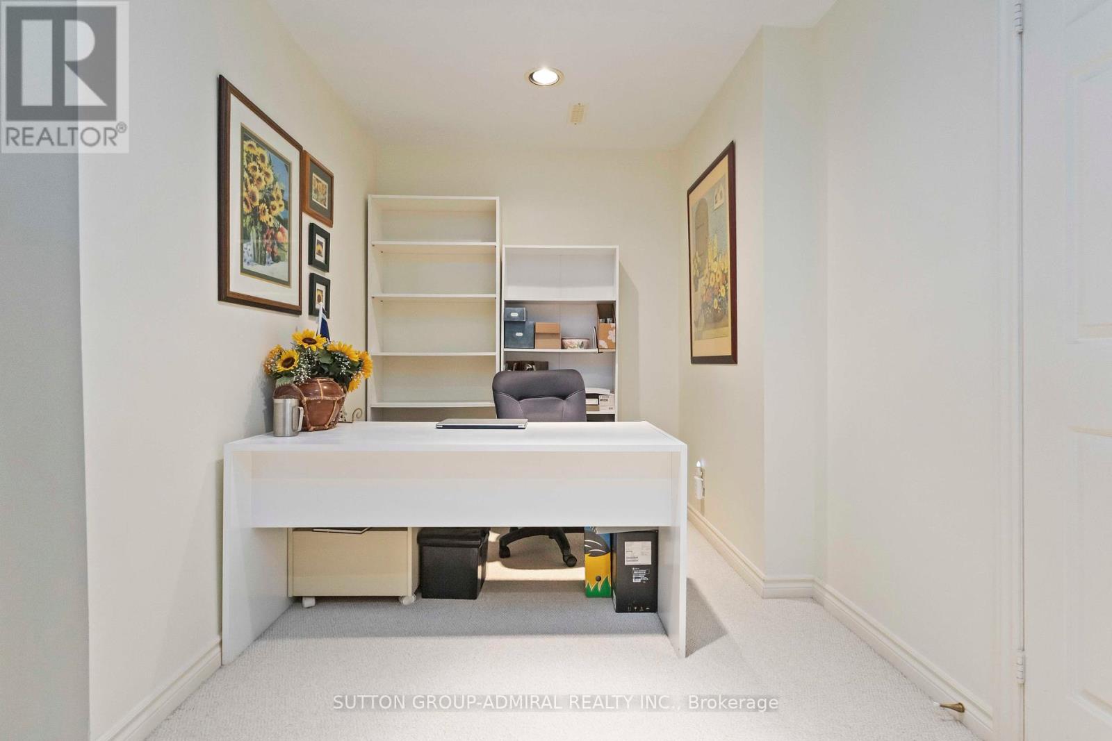 71 Farmstead Road, Toronto, Ontario  M2L 2X2 - Photo 46 - C12234496
