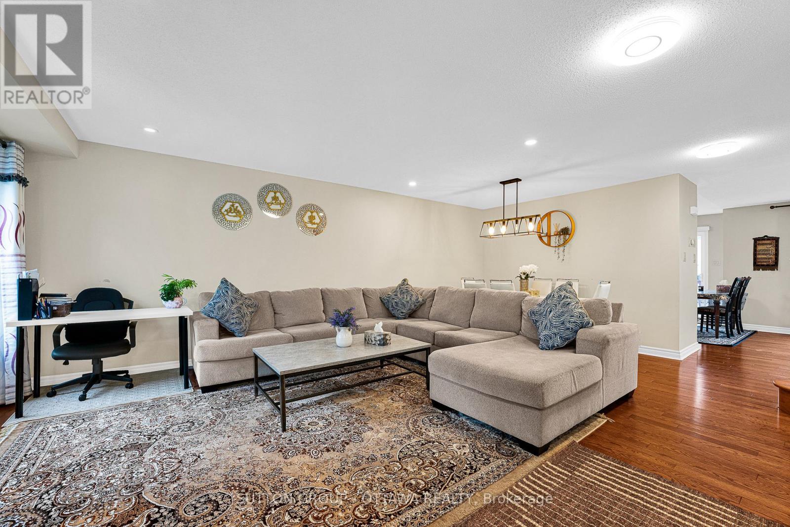 Property at 354 HAILEYBURY STREET image 4
