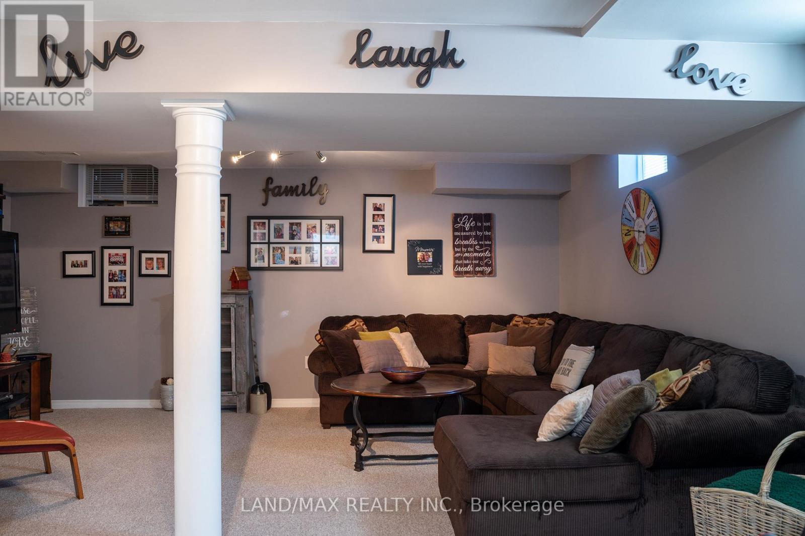88 Lookout Street, Essa (Angus), Ontario  L3W 0E6 - Photo 21 - N12234531