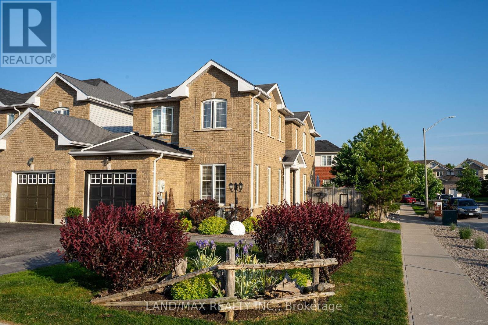 88 Lookout Street, Essa (Angus), Ontario  L3W 0E6 - Photo 23 - N12234531
